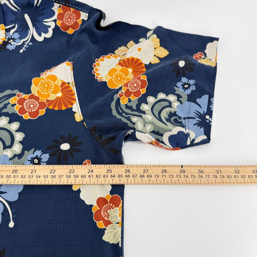 Tommy Bahama Button Up Shirt Men XL Blue Floral 100% Silk Hibiscus Aloha - Picture 5 of 7